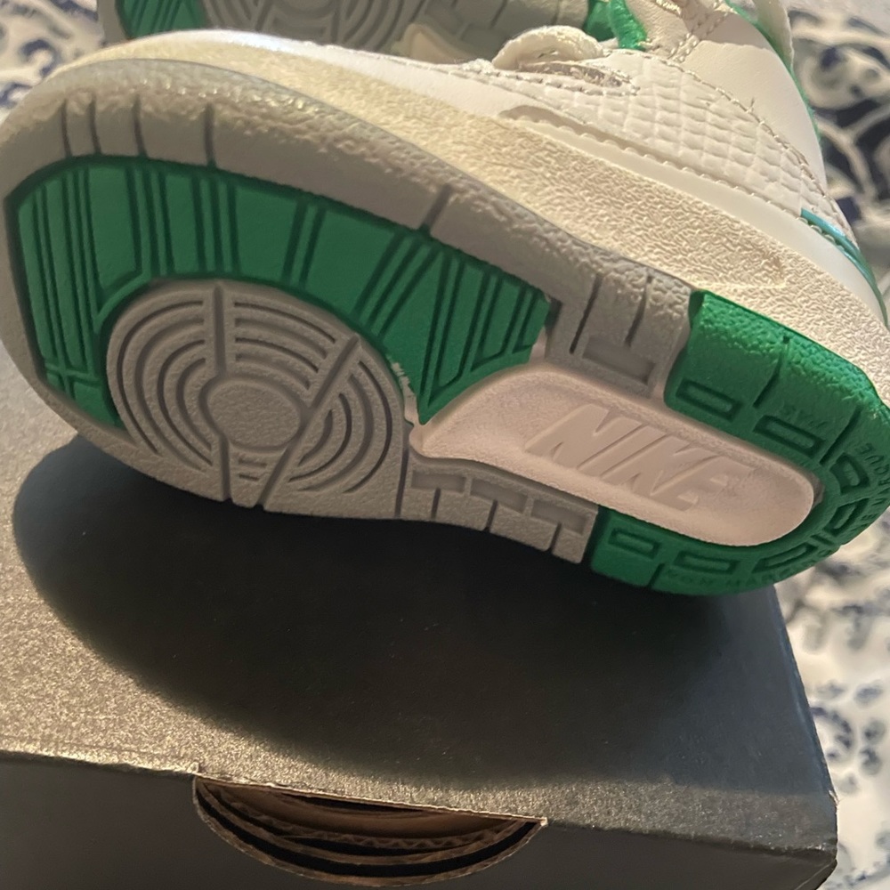 Baby boys Jordan retro 2